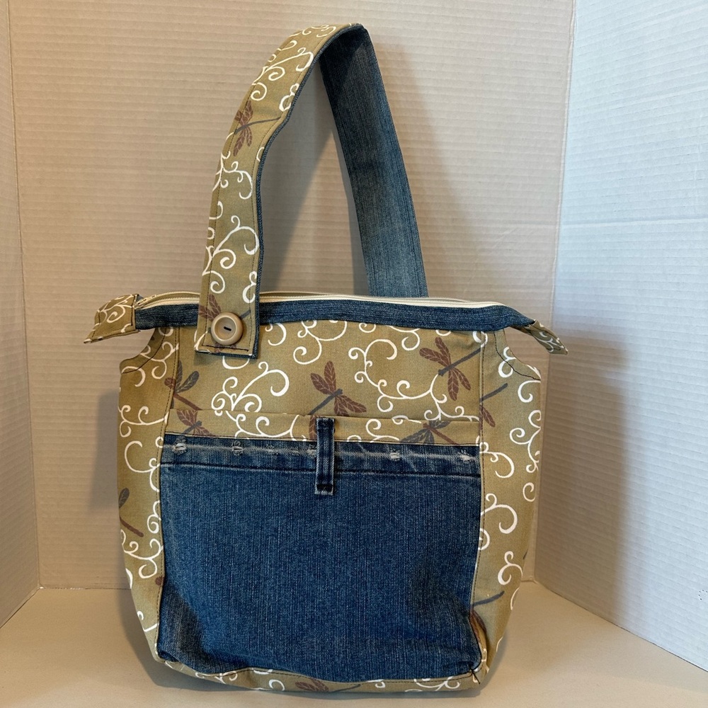 Super cute homemade Dragonfly Purse. 14 by 11 inches